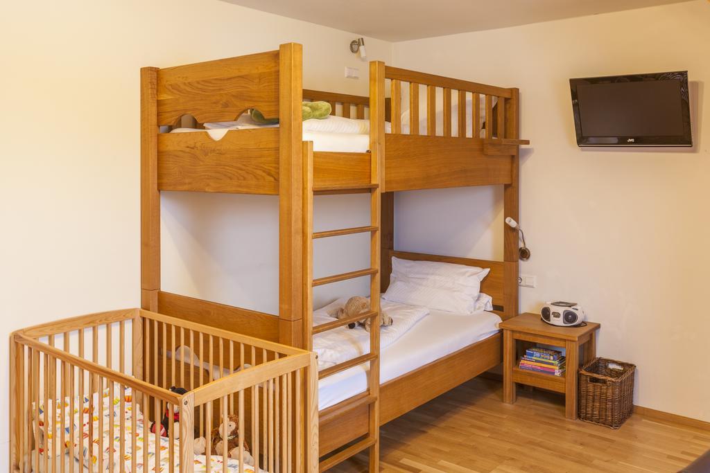 Hotel Hofgut Tiergarten Aulendorf Eksteriør billede