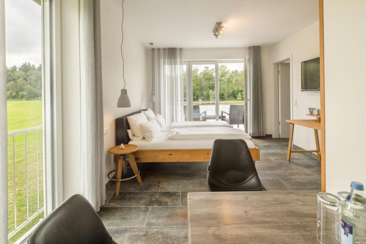 Hotel Hofgut Tiergarten Aulendorf Eksteriør billede